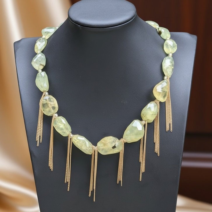 Prehnite Gold Tassels Necklace Prehnite & Gold Tassels Necklace